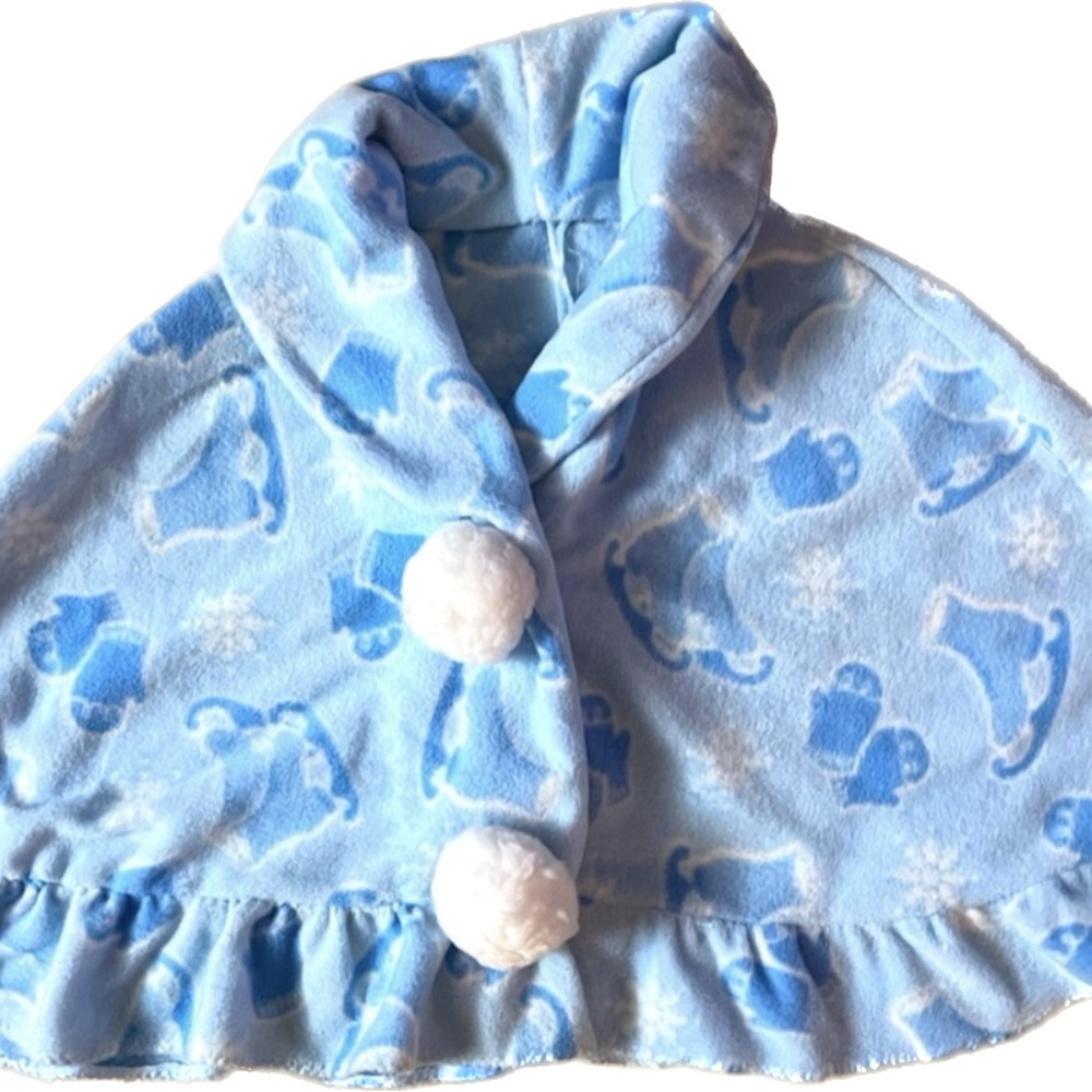 Blue and white skate shoulder shawl cover up